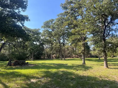 1 921 Ac Cardinal Rd, Caldwell, TX 77836