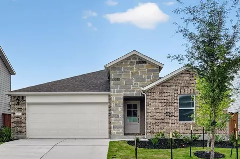 203 Makinaw Rd, Hutto, TX 78634