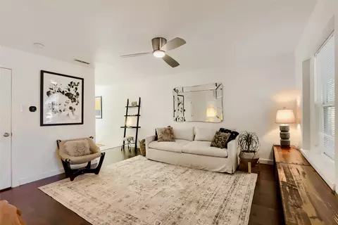 6211 Manor Rd #105, Austin, TX 78723