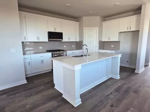 10941 Tallsalt Dr, Austin, TX 78653 photo 3