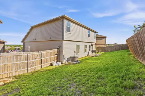 Exterior - 15101 Shell Bark Cv, Austin, TX 78724 photo 5 of 5