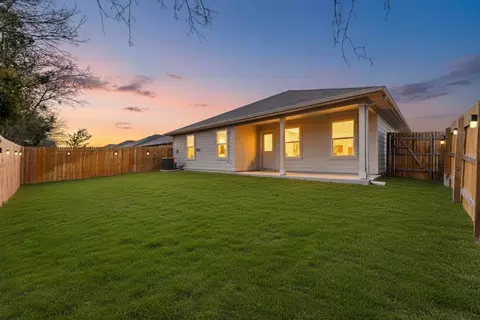 Exterior - 218 Sickle Loop, Kyle, TX 78640 photo 4 of 5