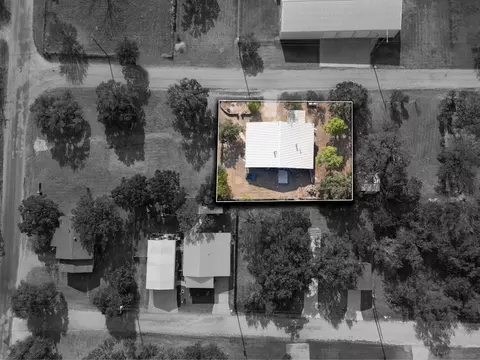 835 Whited St, Tow, TX 78672