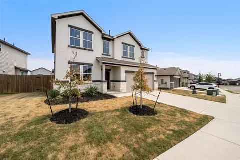 Exterior - 221 Comet Pointe Dr, Georgetown, TX 78628 photo 3 of 6