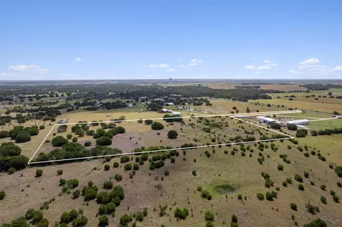 1400 County Road 221, Florence, TX 76527
