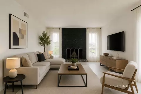 3431 N Hills Dr #321, Austin, TX 78731