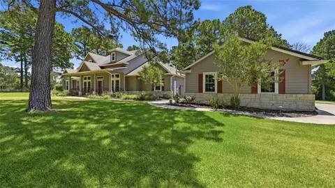379 Matthew Cv, Bastrop, TX 78602