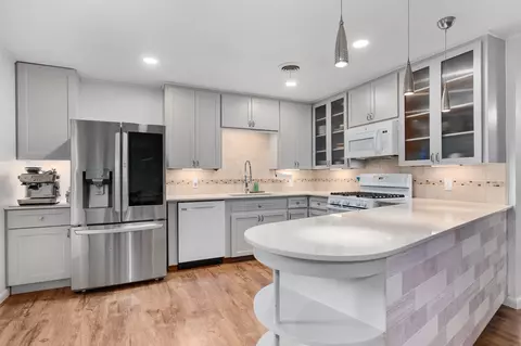 509 E 17th St, Georgetown, TX 78626