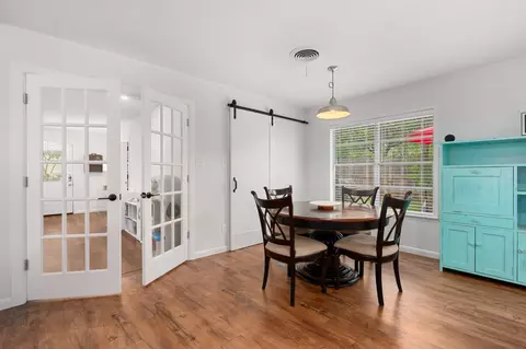 Dining - 509 E 17th St, Georgetown, TX 78626 photo 2 of 2