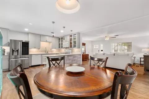 Dining - 509 E 17th St, Georgetown, TX 78626 photo 1 of 2
