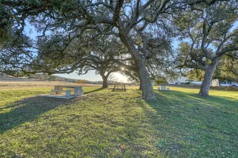 136 137 Falling Oak Dr, Blanco, TX 78606 photo 20