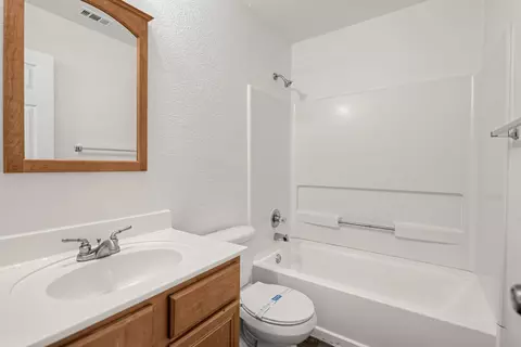 Bath - 360 Thicket Ln, Kyle, TX 78640 photo 1 of 3