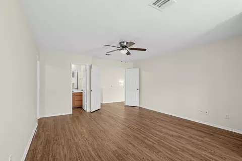 Bedroom - 360 Thicket Ln, Kyle, TX 78640 photo 5 of 6