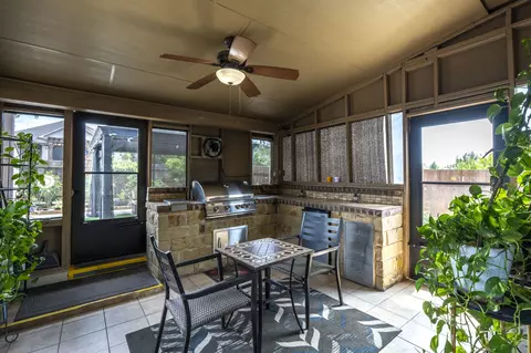 Exterior - 212 Parkrose Dr, Buda, TX 78610 photo 9 of 13