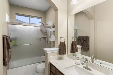 Bath - 212 Parkrose Dr, Buda, TX 78610 photo 2 of 2