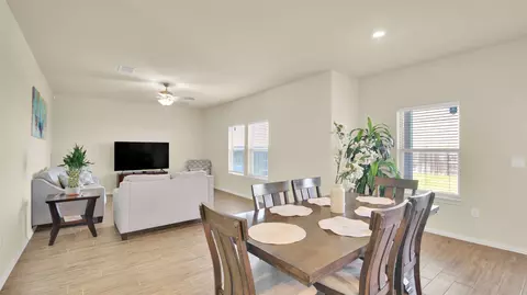 Dining - 13716 Sugar Bush Path, Manor, TX 78653 photo 1 of 3