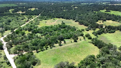 544 Coastal Ln, Luling, TX 78648 photo 20