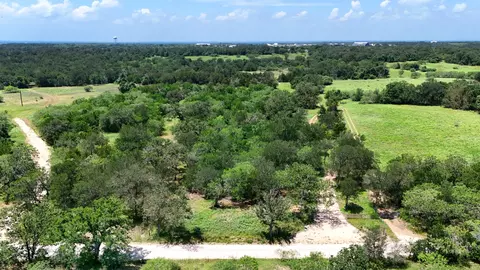 544 Coastal Ln, Luling, TX 78648 photo 22