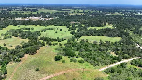 544 Coastal Ln, Luling, TX 78648 photo 17