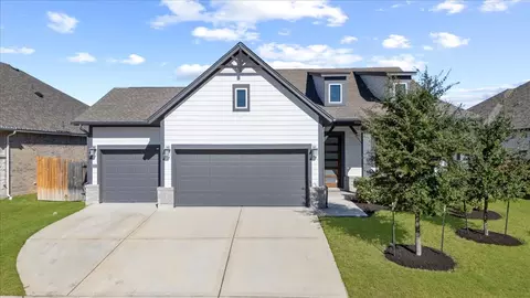 908 Knowles Dr, Hutto, TX 78634
