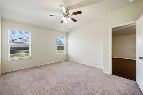 152 Beth Ann Loop, Taylor, TX 76574 photo 27