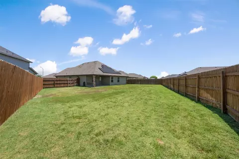 152 Beth Ann Loop, Taylor, TX 76574 photo 36