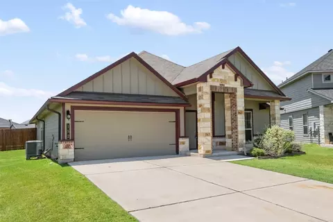 152 Beth Ann Loop, Taylor, TX 76574 photo 3