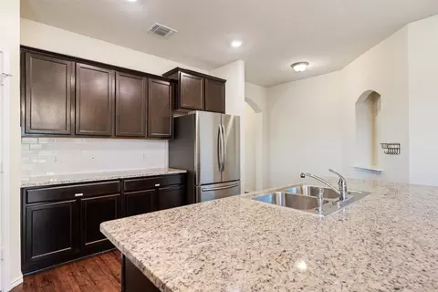 152 Beth Ann Loop, Taylor, TX 76574 photo 12