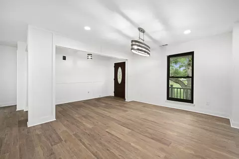 Living - 322 Mesa Oaks, Leander, TX 78641 photo 1 of 4