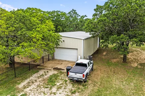 1389 Highway 290 E, Elgin, TX 78621 photo 12