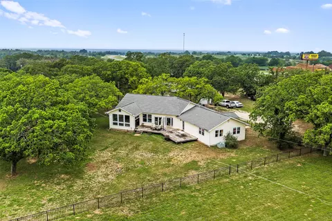 1389 Highway 290 E, Elgin, TX 78621 photo 9