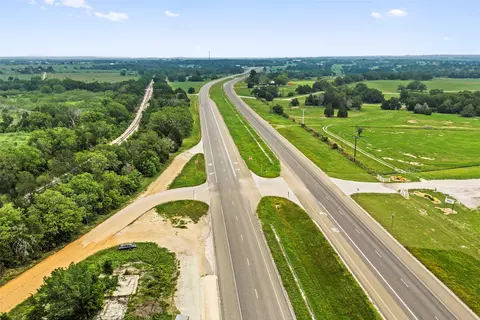 1389 Highway 290 E, Elgin, TX 78621 photo 13