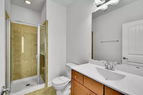Bath - 2325 Blended Tree Ranch Dr, Leander, TX 78641 photo 3 of 3