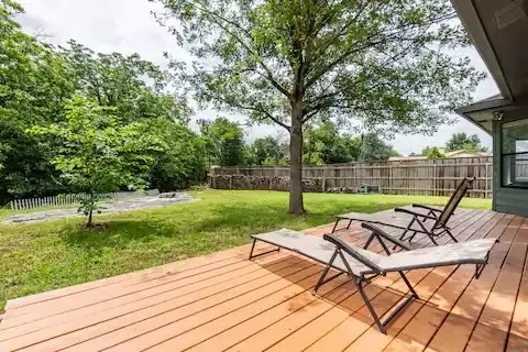 703 Oakridge Dr, Round Rock, TX 78681