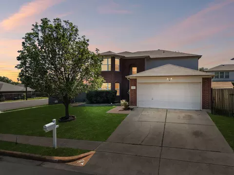 1303 Sunflower Ln, San Marcos, TX 78666