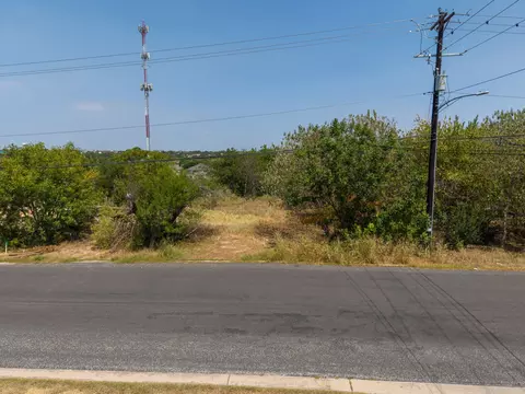 707 E 2nd St, Georgetown, TX 78626 photo 6