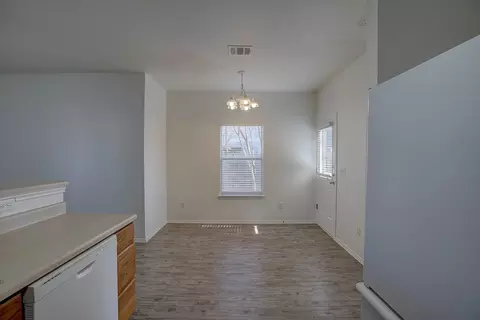 Dining - 1102 E 3rd St, Georgetown, TX 78626 photo 1 of 1