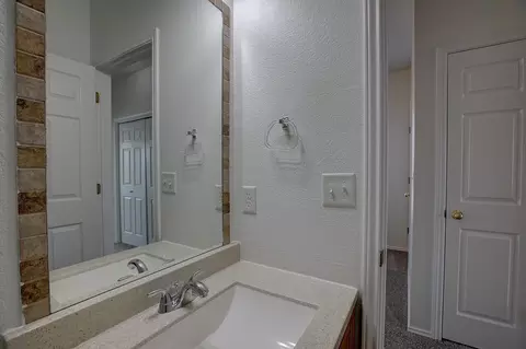Bath - 1102 E 3rd St, Georgetown, TX 78626 photo 3 of 5