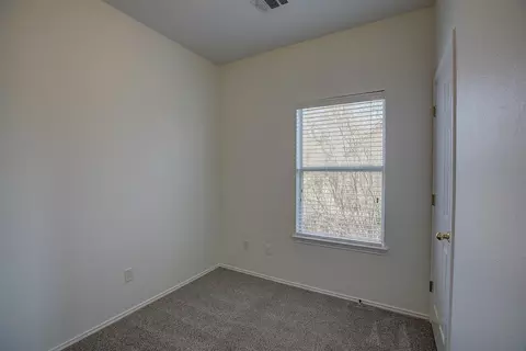 Bedroom - 1102 E 3rd St, Georgetown, TX 78626 photo 5 of 9