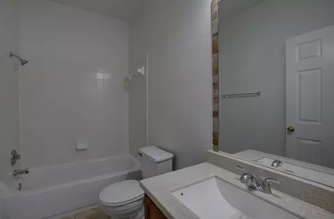 Bath - 1102 E 3rd St, Georgetown, TX 78626 photo 2 of 5