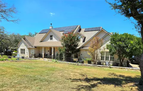 400 Bedford Dr, Spicewood, TX 78669