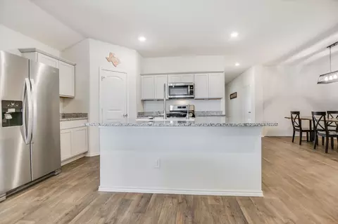 Kitchen - 262 Sickle Loop, Kyle, TX 78640 photo 1 of 2
