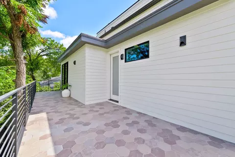 Other - 2201 E 16th St, Austin, TX 78702 photo 4 of 7