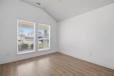 Living - 321 Gaida Loop, Georgetown, TX 78628 photo 1 of 5