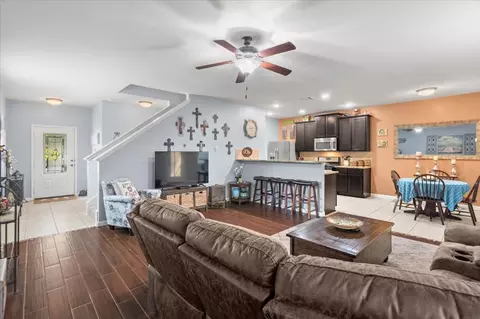 Entry Way - 1476 Treeta Trl, Kyle, TX 78640 photo 1 of 6