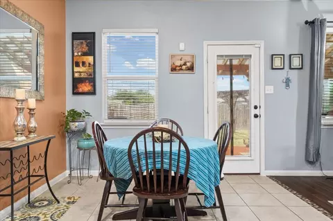 Entry Way - 1476 Treeta Trl, Kyle, TX 78640 photo 5 of 6