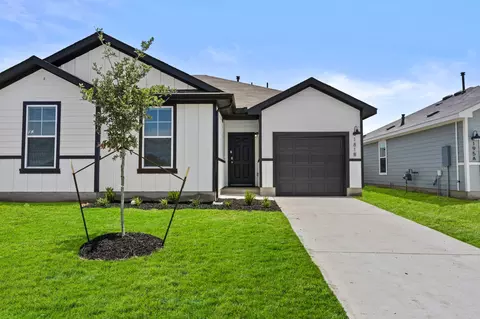 181 B Harrison Xing, Uhland, TX 78640