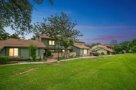 5007 Fort Clark Dr, Austin, TX 78745