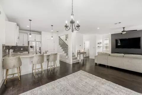 125 Irene St, Elgin, TX 78621