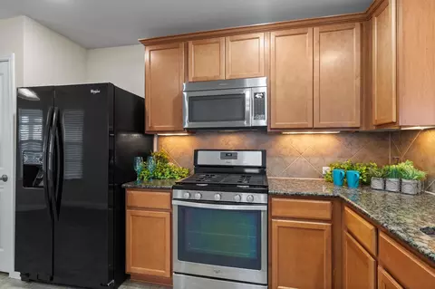 Kitchen - 307 Kickapoo Creek Ln, Georgetown, TX 78633 photo 2 of 3